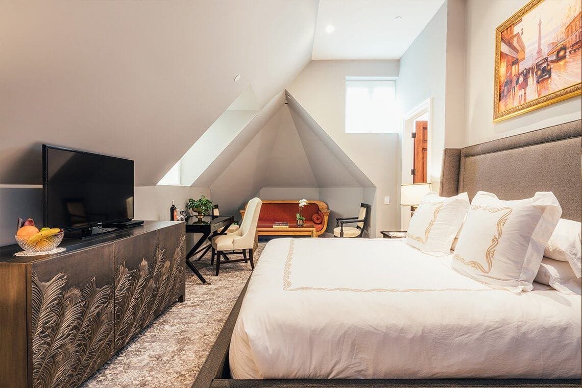 Premium King Room — room 12