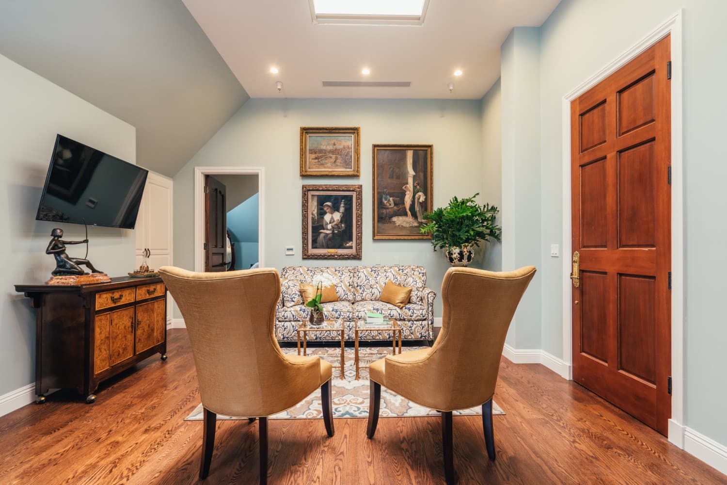 Royal Suite — photograph 3