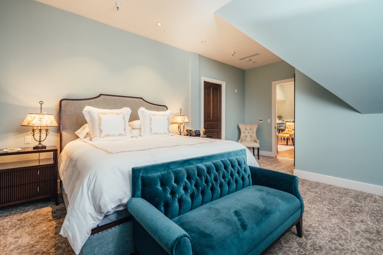 Royal Suite — photograph 4 of 10