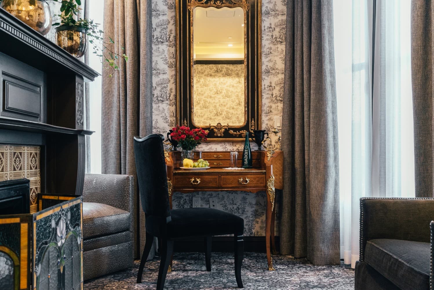 Superior Queen Room — photograph 4 of 6