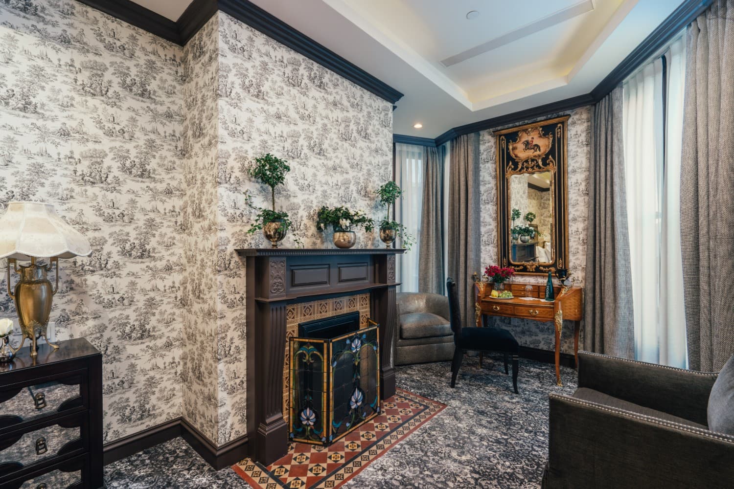 Superior Queen Room — photograph 6 of 6